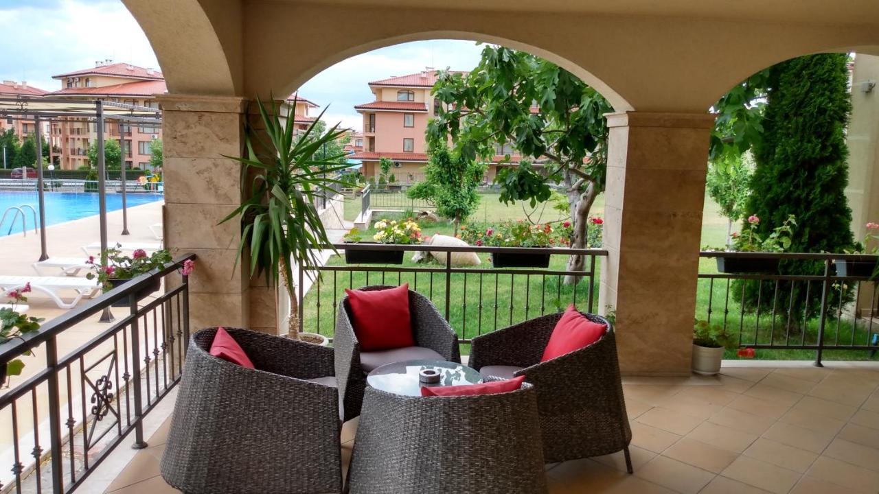 Sorrento Sole Mare Aparthotel Sveti Vlas Exteriör bild