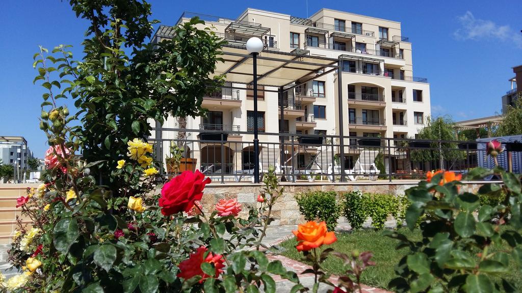 Sorrento Sole Mare Aparthotel Sveti Vlas Exteriör bild