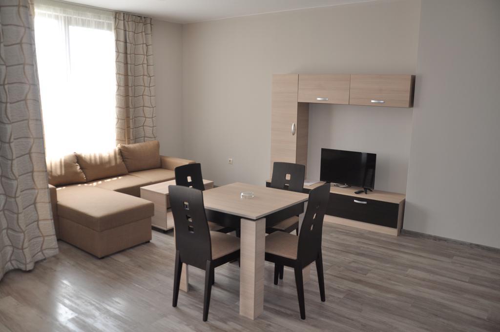 Sorrento Sole Mare Aparthotel Sveti Vlas Exteriör bild