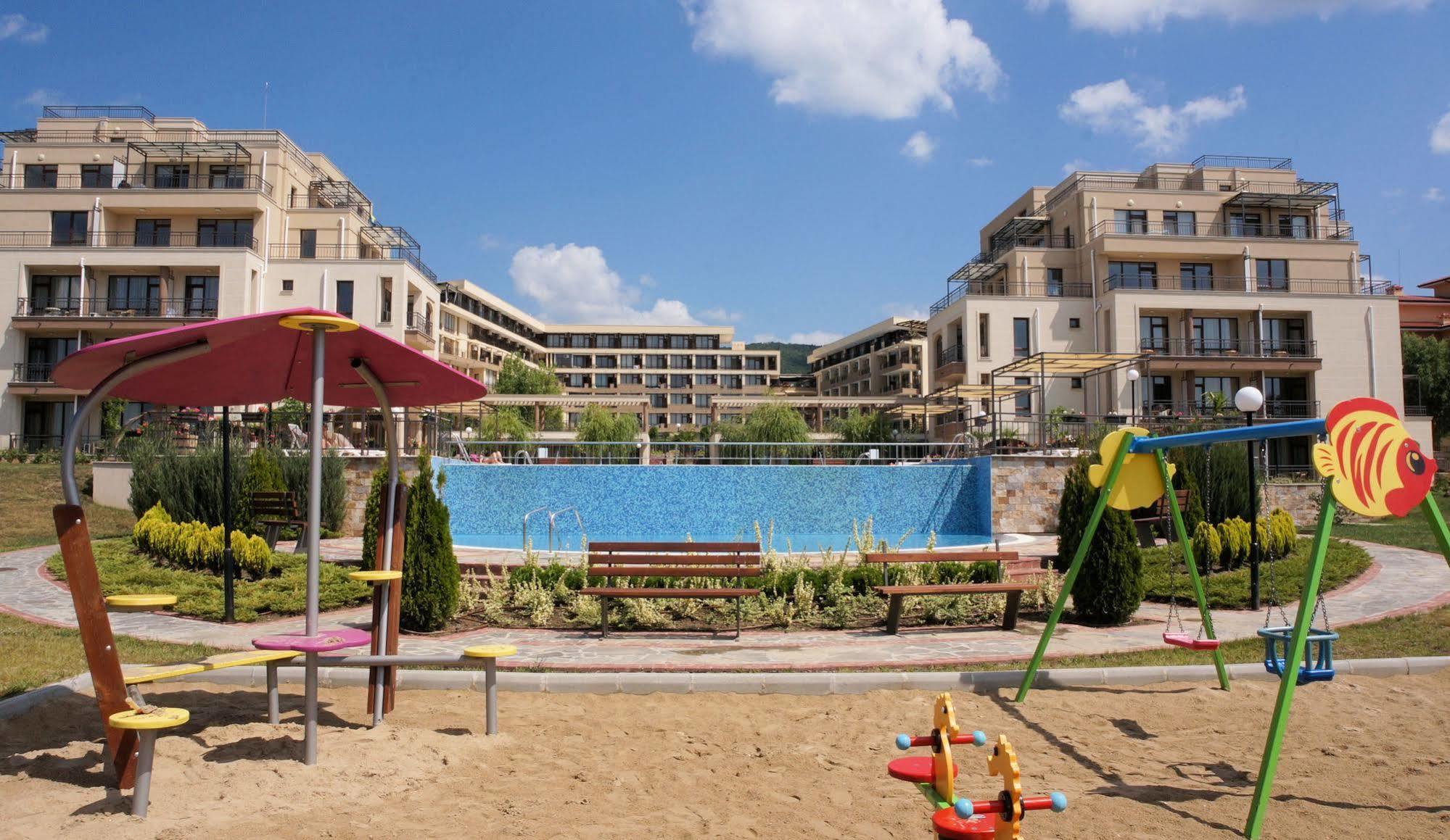 Sorrento Sole Mare Aparthotel Sveti Vlas Exteriör bild